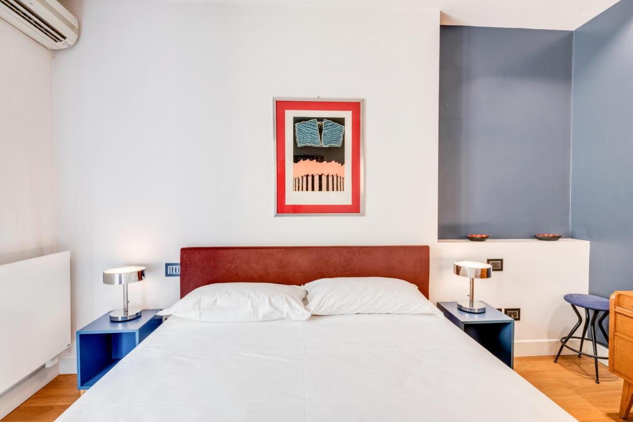 Piazza Santa Croce Design Apartment With Balcony Флоренция Экстерьер фото
